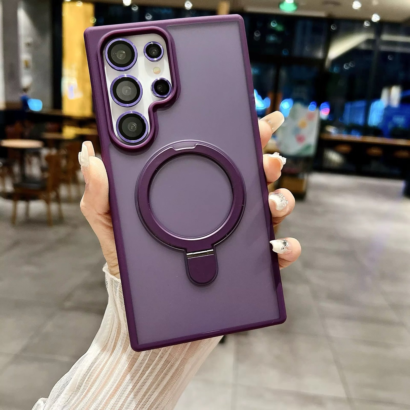 img_2424 Coque en silicone semi-transparente avec lentilles de protection caméra et support MagSafe - Purple – Image 1