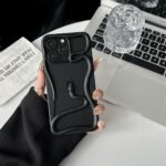 Coque en forme de serpent creux - Noir